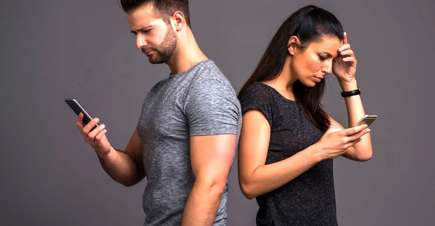 Így árthat az okostelefon az egészségednek